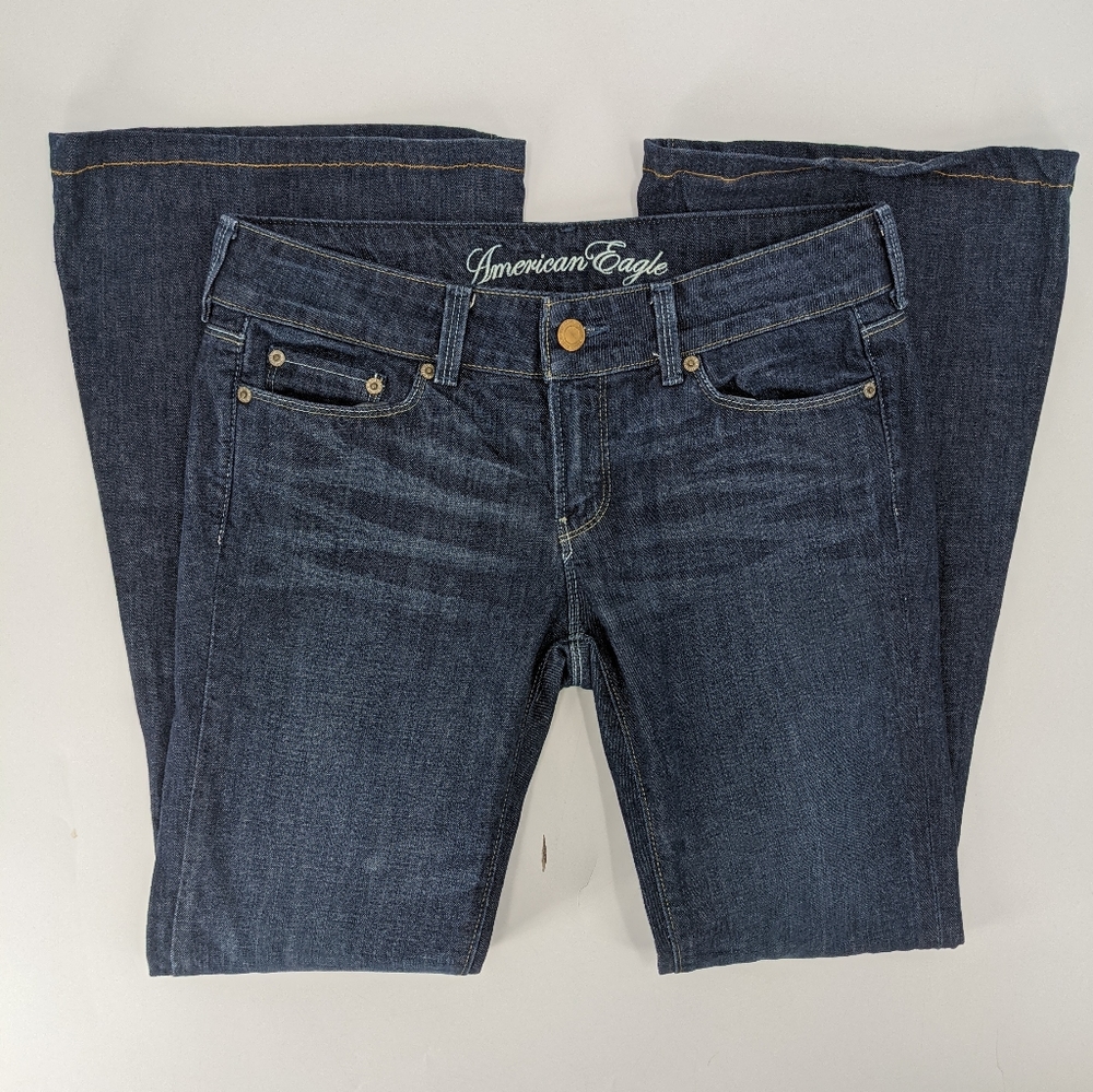 AMERICAN EAGLE Flare Leg Jeans